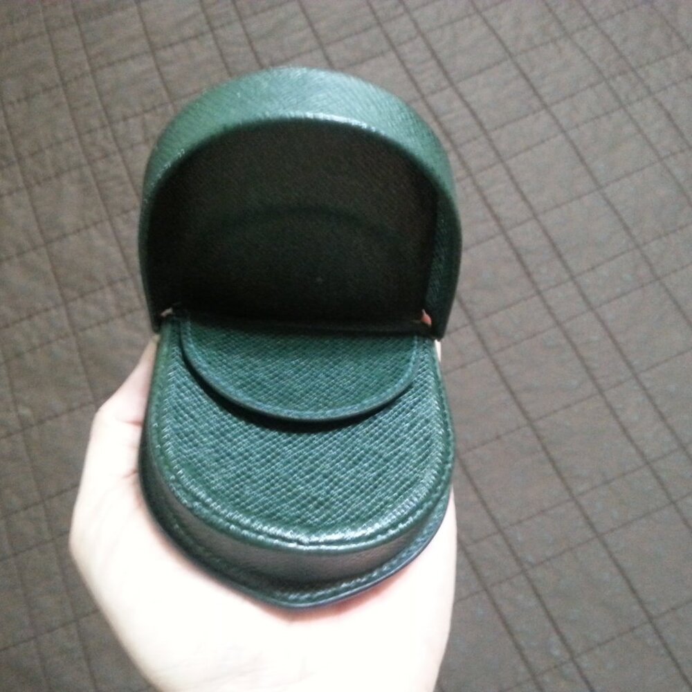 Vintage LV Louis Vuitton Taiga Leather Coin Wallet Case Holder Green  Women Men